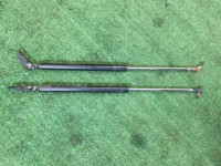 โช้คค้ำฝากระโปรงท้าย 63260AE020 63260AE030 SUBARU LANCASTER