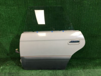 ประตูหลังซ้าย 60400AE130 60400AE250 SUBARU LANCASTER