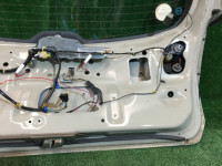 バックドア SUBARU LANCASTER OEM 60800AE040, 84251AE060 BH9, BHE 1998 beige 8L5