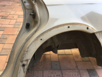 Крыло заднее левое SUBARU LANCASTER OEM 51410AE150 BH9 1998 beige 8L5