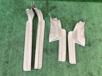 คิ้วชายบันได 94061AE000GE 94061AE010GE 94060AE000GE 94060AE010GE SUBARU LANCASTER