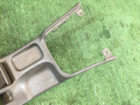 Porta-copos SUBARU LANCASTER OEM 66150AE020DG 92132AE000DG BH9 1998 beige 8L5