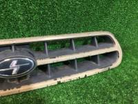 Rejilla del radiador SUBARU LANCASTER OEM 91121AE000 91121AE070 91121AE160 BH9 1998 beige 8L5