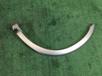 右后轮眉 SUBARU LANCASTER OEM 91111AE030MF BH9 1998 beige 8L5