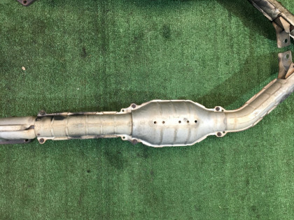 Выпускной коллектор SUBARU LEGACY OEM 44101AE050 44101AE040 BEE 2002 EZ30
