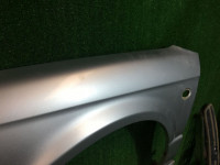 左フロントフェンダー SUBARU LEGACY OEM 57120AE011 BEE 2002 silver 01G