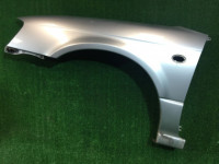 左フロントフェンダー SUBARU LEGACY OEM 57120AE011 BEE 2002 silver 01G