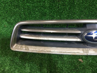 Radiator grille SUBARU LEGACY OEM 91121AE430 BEE 2002 silver 01G