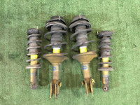 โช้คอัพ 20310AE160 20310AE170 20330AE430 20365AE030 20380AE470 SUBARU LEGACY