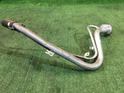 Tubo de enchimento do depósito SUBARU LEGACY OEM 42066AE100 BEE 2002 silver 01G