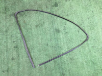 คิ้วกระจกหน้า 65058AE000 SUBARU LANCASTER