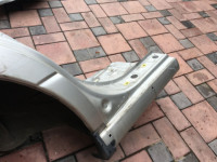 右后翼子板 дефект SUBARU LEGACY OEM 51410AE001 BE5 2000 Silver 792