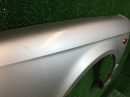 Guarda-lamas dianteiro esquerdo дефект SUBARU LEGACY OEM 57120AE011 BE5 2000 Silver 792
