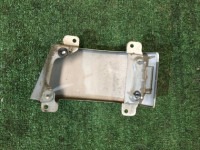 แผงตกแต่งใต้ไฟท้ายซ้าย SUBARU LEGACY OEM 51473AE011 BE5 2000 Silver 792