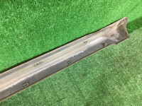 Faldón derecho SUBARU LEGACY OEM 96051AE000SJ BE5 2000 Silver 792