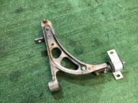 Front control arms SUBARU LEGACY OEM 20200FA061 20200FA071 BE5 2000 EJ206