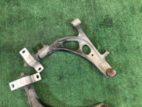 Front control arms SUBARU LEGACY OEM 20200FA061 20200FA071 BE5 2000 EJ206