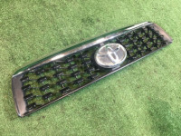 กระจังหน้า 2 модель 53111-B4040 TOYOTA RUSH