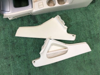 手套箱与扶手 высокий SUBARU FORESTER OEM 66150SA100EU 92113FE100EU 92114SA030EU 92136FE000EU SG5 2006 51E
