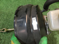 แม่ปั๊มเบรก SUBARU FORESTER OEM 26401FA021 26402SA120 SG5 2006 EJ203