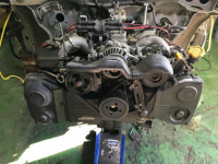 Motor SUBARU LEGACY OEM 10100BF000 BH9 2000 EJ254