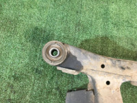 Travesaño trasero SUBARU LEGACY OEM 20152AE000 20152AE001 BH9 2000 EJ254