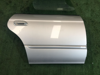 Puerta trasera derecha SUBARU LEGACY OEM 60400AE400 BH9 2000 silver 792