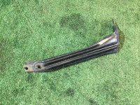 左フロントバンパーステー SUBARU LEGACY OEM 57707AE130 BH9 2000 silver 792