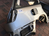 บังโคลนหลังขวา SUBARU LEGACY OEM 51410AE140 BHE BH9 BH5 2000 silver 792
