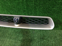 Решетка радиатора SUBARU LEGACY OEM 91121AE210SJ BH9 2000 silver 792