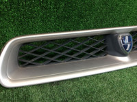 Решетка радиатора SUBARU LEGACY OEM 91121AE210SJ BH9 2000 silver 792