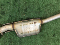 排气中段 SUBARU LEGACY OEM 44200AE050 44200AE051 BH9 2000 EJ254