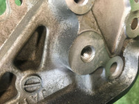 Soporte del tensor de la correa de distribución SUBARU LEGACY OEM 13156AA061 BH5 BE5 2002