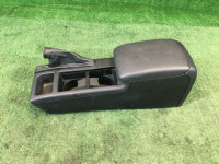 Бардачок подлокотник SUBARU LEGACY OEM 92111AG000JC BLE BPE BP5 BL5 BL9 BP9 2003 black 32J