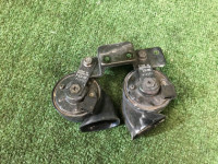 Bocinas SUBARU LEGACY OEM 86012AG030, 86012AG020 BLE BPE BP5 BL5 BL9 BP9 2003 EJ20X