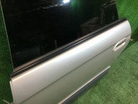左后门 SUBARU LANCASTER OEM 60400AE430 BHE BH9 2000 silver 9G9