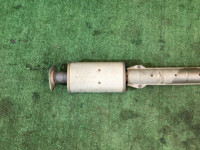 ท่อไอเสียท่อนกลาง SUBARURU LEGACY OEM 44200AE030 BE5 BH5 2001 EJ204