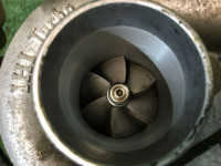 Turbocompresor derecho VF27 SUBARU LEGACY OEM 14409AA030 BE5 BH5 2000