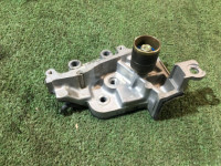 ขายึดตัวตั้งสายพานไทม์มิ่ง 13156AA061 SUBARU FORESTER