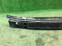 フロントバンパーレインフォースメント SUBARU LANCASTER OEM 57711AE150 BHE BH9 2000