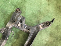 Travesaño trasero SUBARU LEGACY OEM 20152AE001 BHE BH9 BH5 BE5 BE9 BEE 2001 EJ254 AT