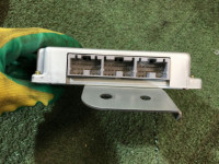 变速箱电脑 SUBARU LEGACY OEM 31711AF670 BH9 BE9 2001 EJ254 AT
