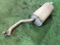 Panela de escape SUBARU LEGACY OEM 44300AE010 BH9 2001 EJ254 AT