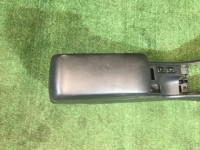 手套箱与扶手 высокий SUBARU LEGACY OEM 92060AC000ML, 92070AC100 BG5 BG9 BD5 BD9 1997 silver 406