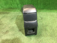 手套箱与扶手 высокий SUBARU LEGACY OEM 92060AC000ML, 92070AC100 BG5 BG9 BD5 BD9 1997 silver 406
