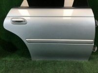 Дверь задняя правая SUBARU LEGACY OEM 61400AC300 BG5 BG9 BD5 BD9 1997 silver 406