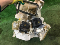 ヒーターユニット 2 зонный SUBARU OUTBACK OEM 72110AG140 BP5 BL5 BLE BPE BPH BL9 BP9 2007 EJ253 AT