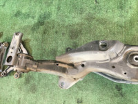 リアメンバー SUBARU LANCASTER OEM 20152AE000 BHE BH9 BH5 BE5 BE9 BEE 1999 EJ254 AT