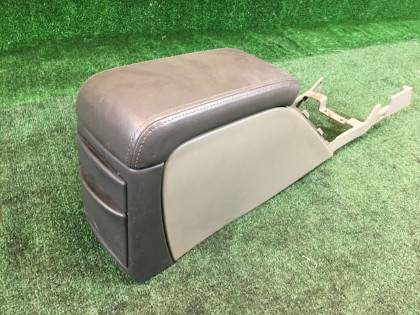 手套箱与扶手 кожа SUBARU LANCASTER OEM 92111AE030AD, 66150AE020DG, 92132AE000DG BHE BH9 BH5 1999 beige 8L5