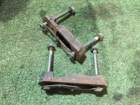 สเปเซอร์หน้า 20570AC040, 20540AC000 SUBARU LANCASTER